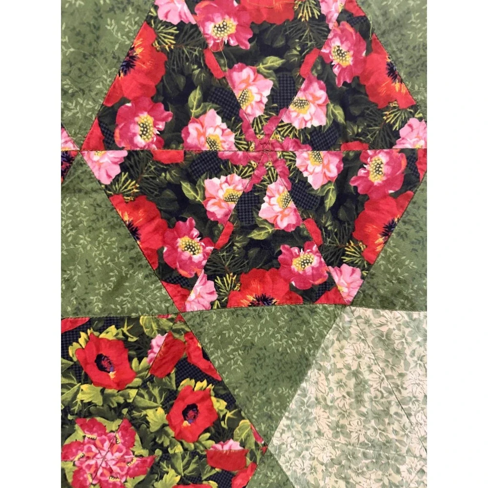Handmade Floral Poppy Quilt One Block Wonder Hexagon Throw Green Red 54x63